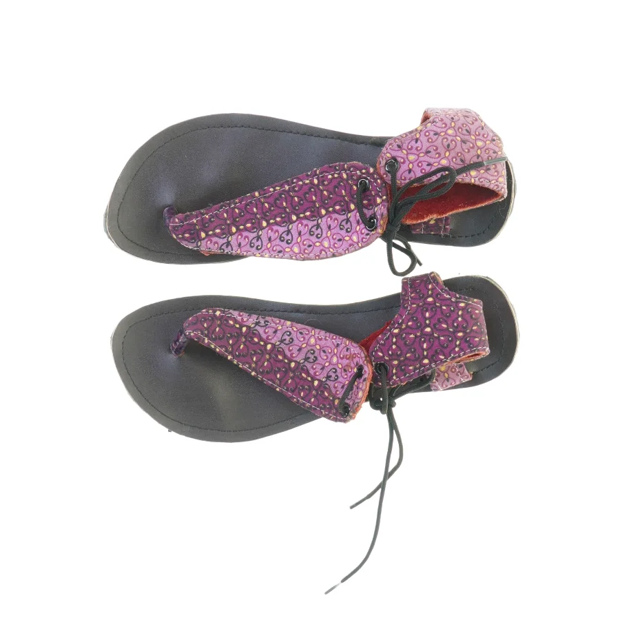 Sandaler (str. 39)