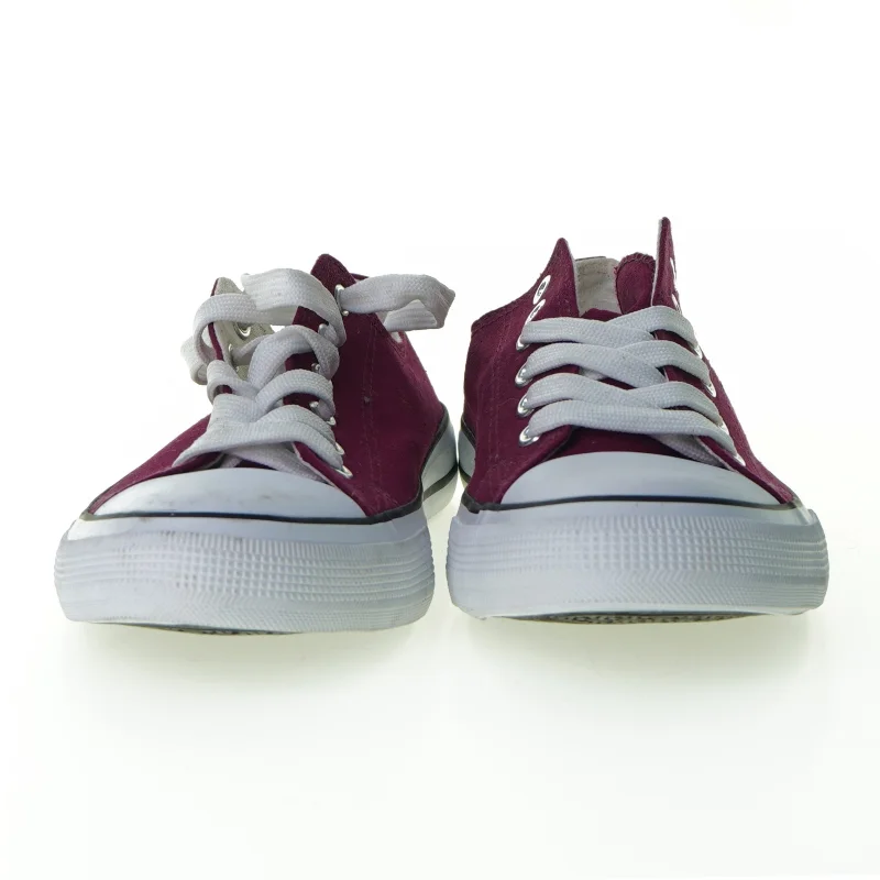 Sko fra Victory (str. 38)