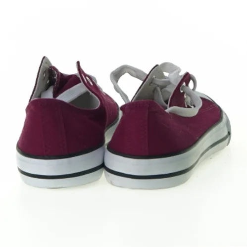 Sko fra Victory (str. 38)