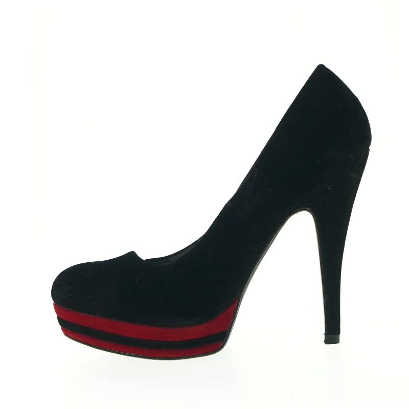 Stiletter fra Anne Michelle (str. 39)