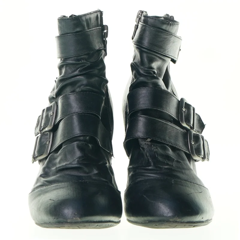 Stiletter fra Jette Riis Copenhagen (str. Otteogtredve)