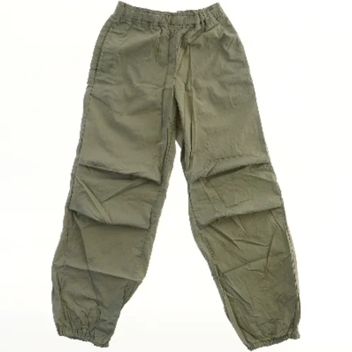 Grønne bukser med elastik fra LMTD (str. 134)