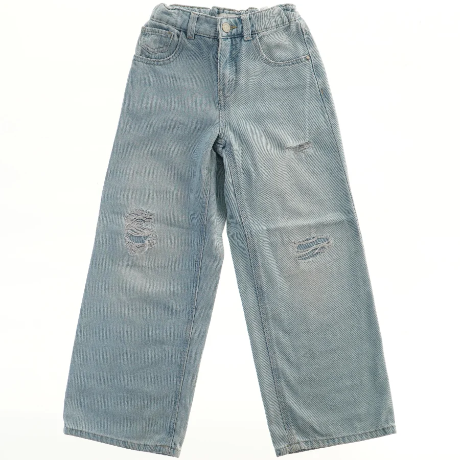 Lyseblå jeans med slid fra Name It (str. 134)