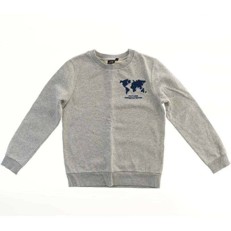 Grå sweatshirt med print fra LMTD (str. 146)