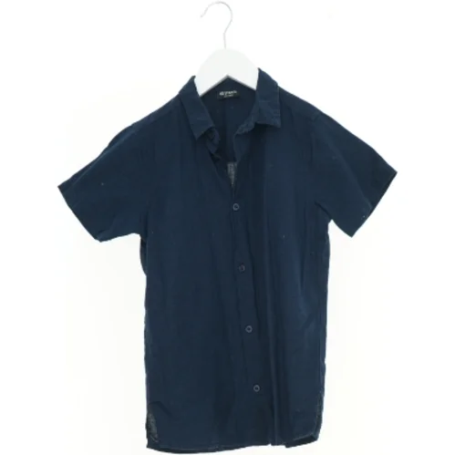 Skjorte fra DNG (str. 140 cm)