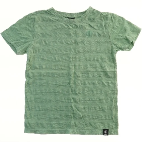 Grøn T-shirt fra DWG (str. 152)