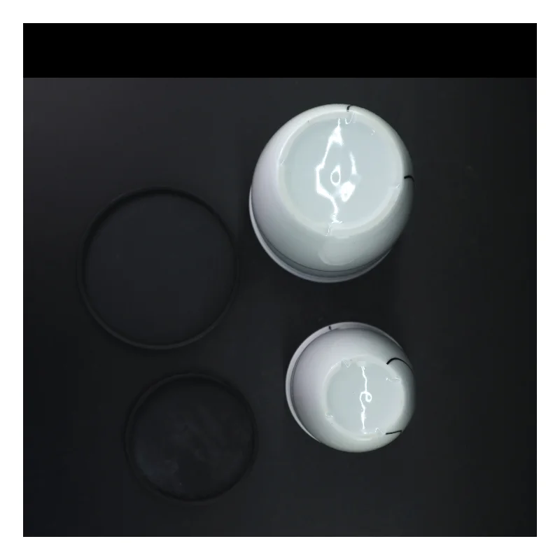 Keramiske opbevaringskrukker med låg fra Menu (str. 18,5 cm. ø. 14 cm. h. 14,5 cm. ø. 11,5 cm)