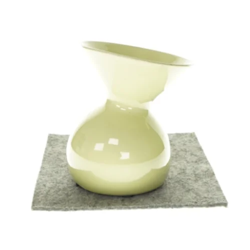 Skæv vase (str. HØ: 13x10 cm )