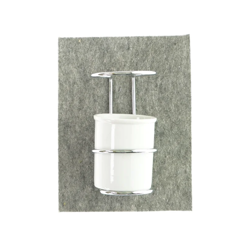 Krydderiholder i jernstativ (str. HØ:16x8 cm )