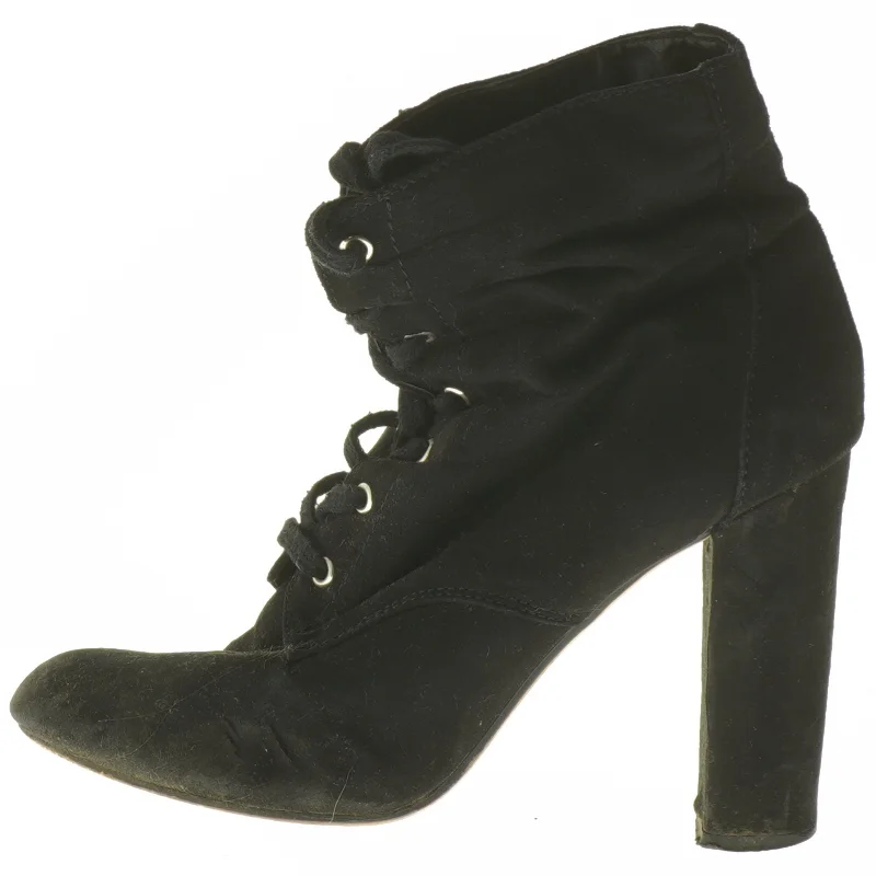 Sort ankelstøvler med høj hæl fra Justfab (str. 37 )