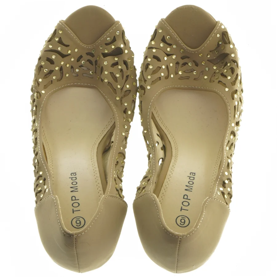 Beige højhælede sko i størrelse 36 fra Top Moda (str. 36 )