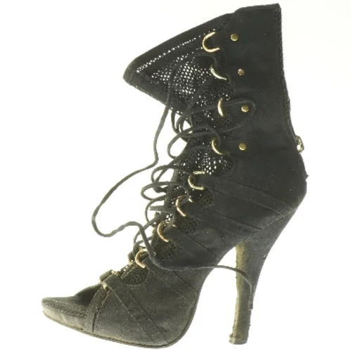 Sort snørestøvler med hæl (str. 37 )