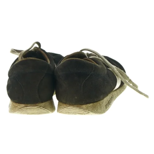 Arauto Rap Sneakers (str. 34)