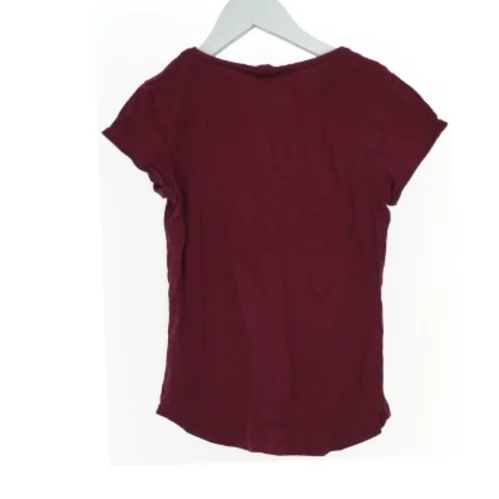 Bordeaux t-shirt med Harry Potter tema fra H&M (str. 146)