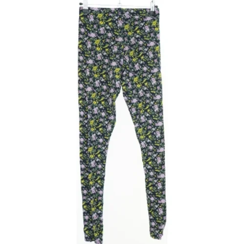 Blomstrede leggings fra Basic needs (str. 152)