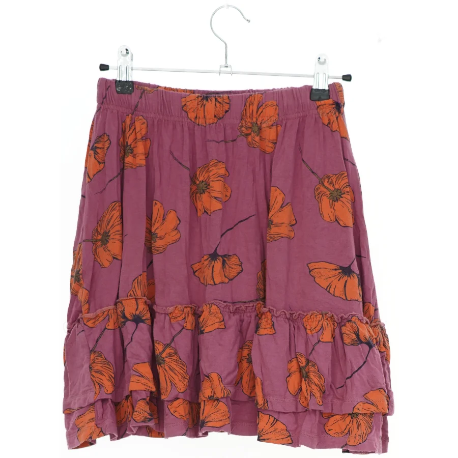 Blomstret nederdel fra The New (str. 146)