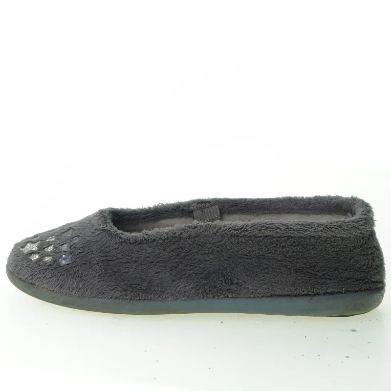 dejlige hjemmesko (str. 32)