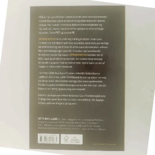 Spionchefen : erindringer fra celle 18 af Lars Findsen (f. 1964-09-17) (Bog)