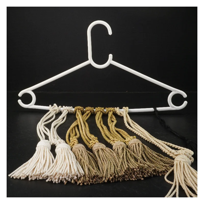 Gardinholdere med kvaster (str. 43 cm)