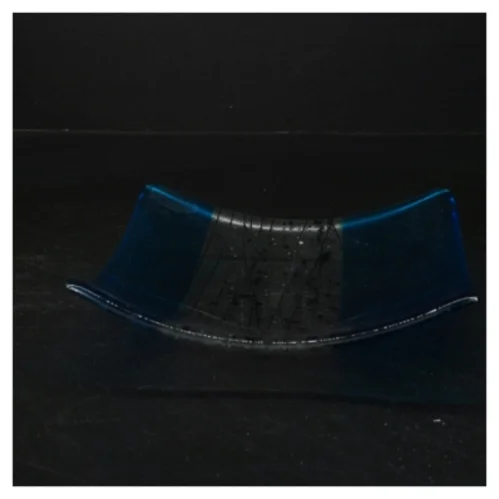 Blåt glasfad (str. 17x17x2 cm)