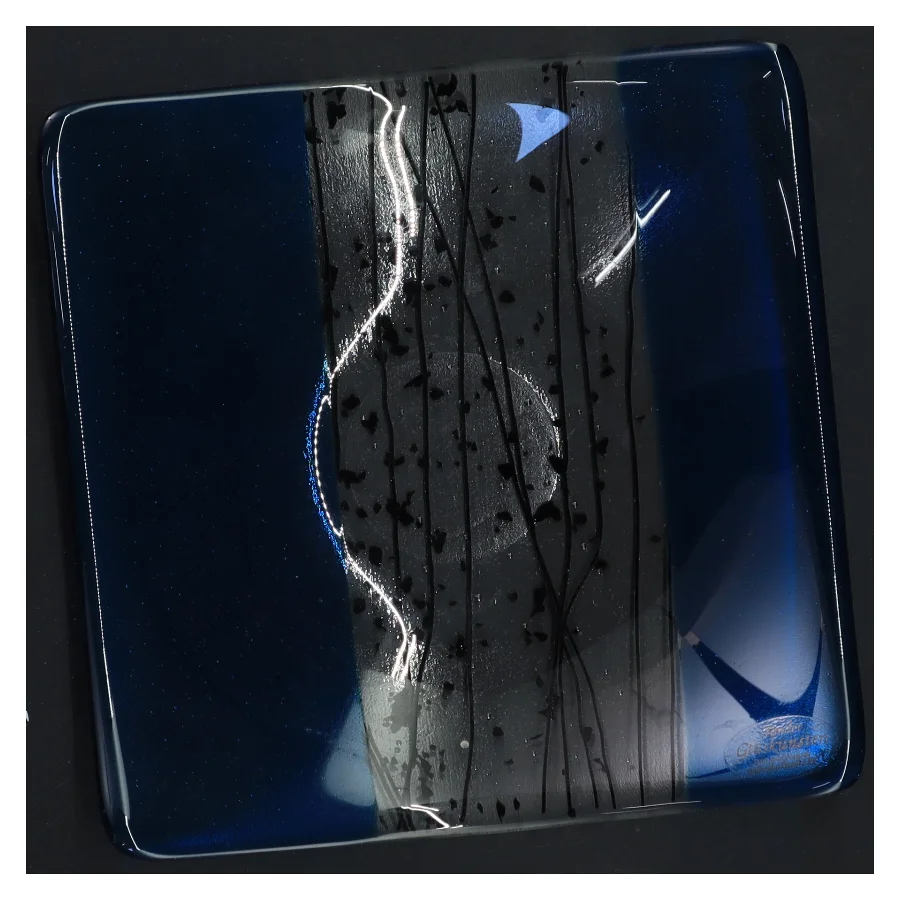 Blåt glasfad (str. 17x17x2 cm)