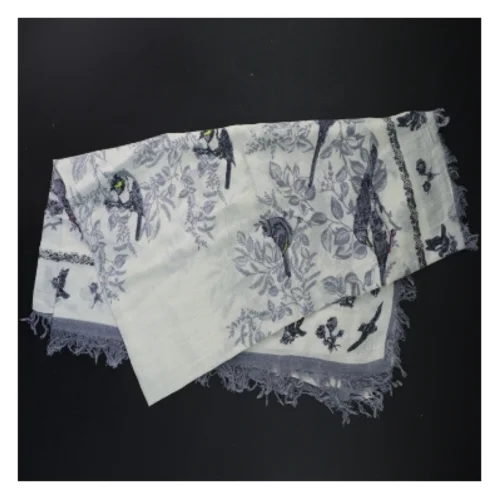 Tørklæde med fuglemotiv (str. 86x82 cm)