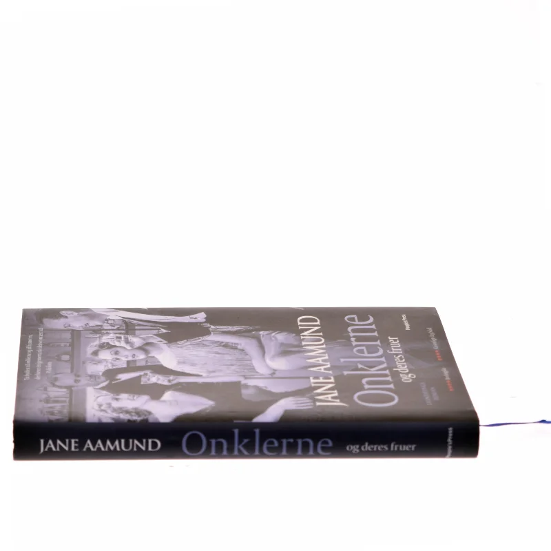 Onklerne og deres fruer af Jane Aamund (Bog)