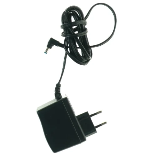 Laptop oplader fra D-Link (str. 193 cm)