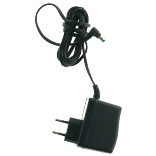 Laptop oplader fra D-Link (str. 193 cm)