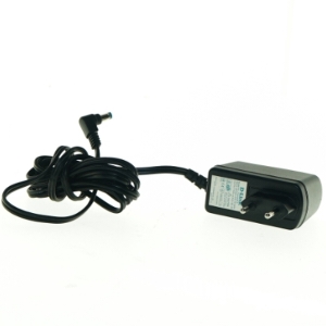 Laptop oplader fra D-Link (str. 193 cm)