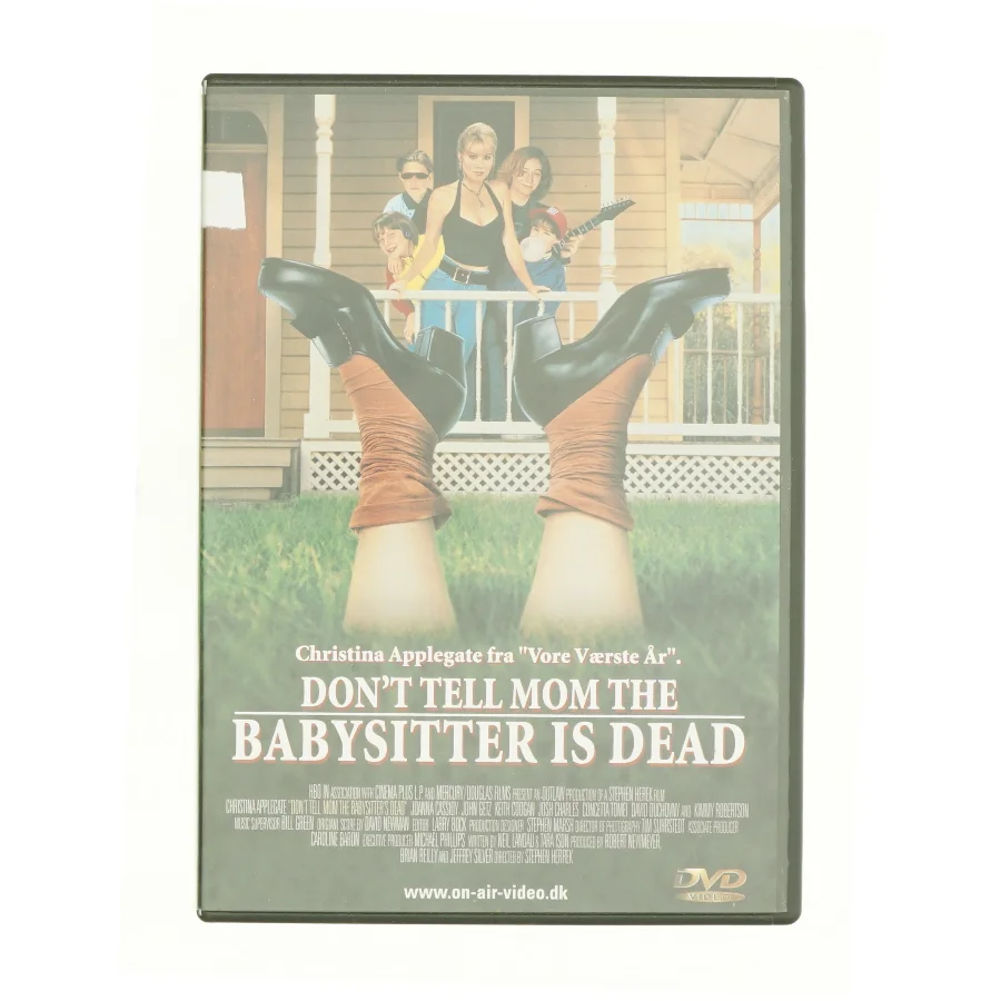 Don´t tell mom the babysitter is dead