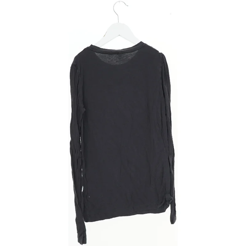 Langærmet bluse med motiv fra The New (str. 164)