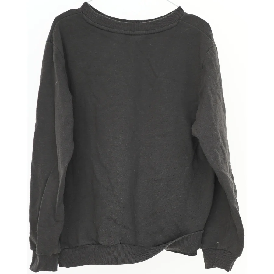 Sweatshirt med camping tema fra H&M (str. 140)