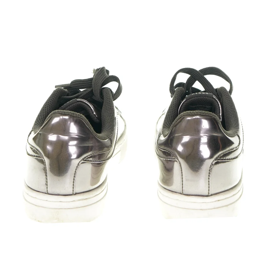 Sneakers fra Next (str. 39)