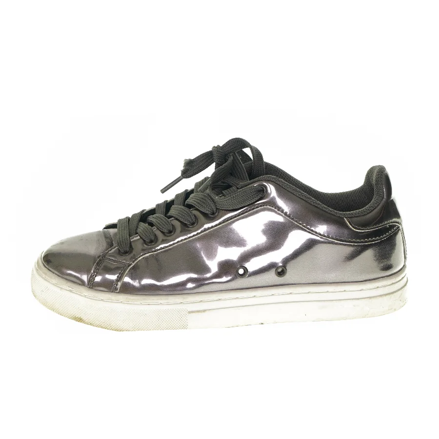 Sneakers fra Next (str. 39)