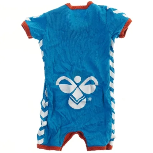 Kortærmet heldragt fra Hummel (str. 74)