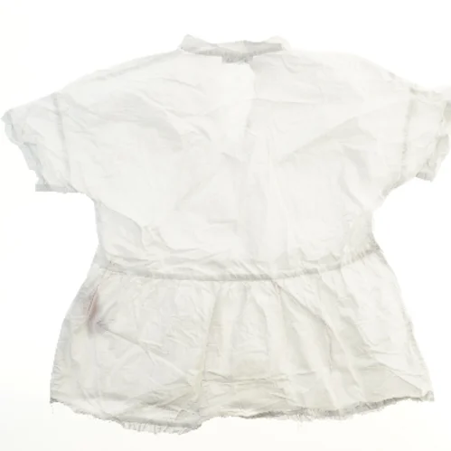 Hvid bluse med korte ærmer fra Pieces (str. XS)