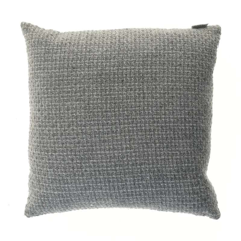 Grå pude fra Living (str. 48x46 cm)