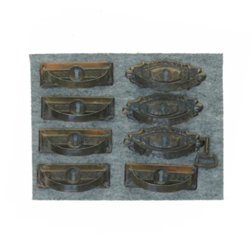 Beslag samt nøgle, antikke, bruneret messing