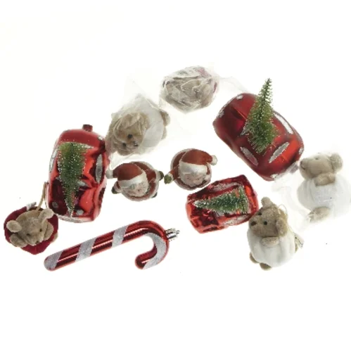 Julepynt med biler og bamser