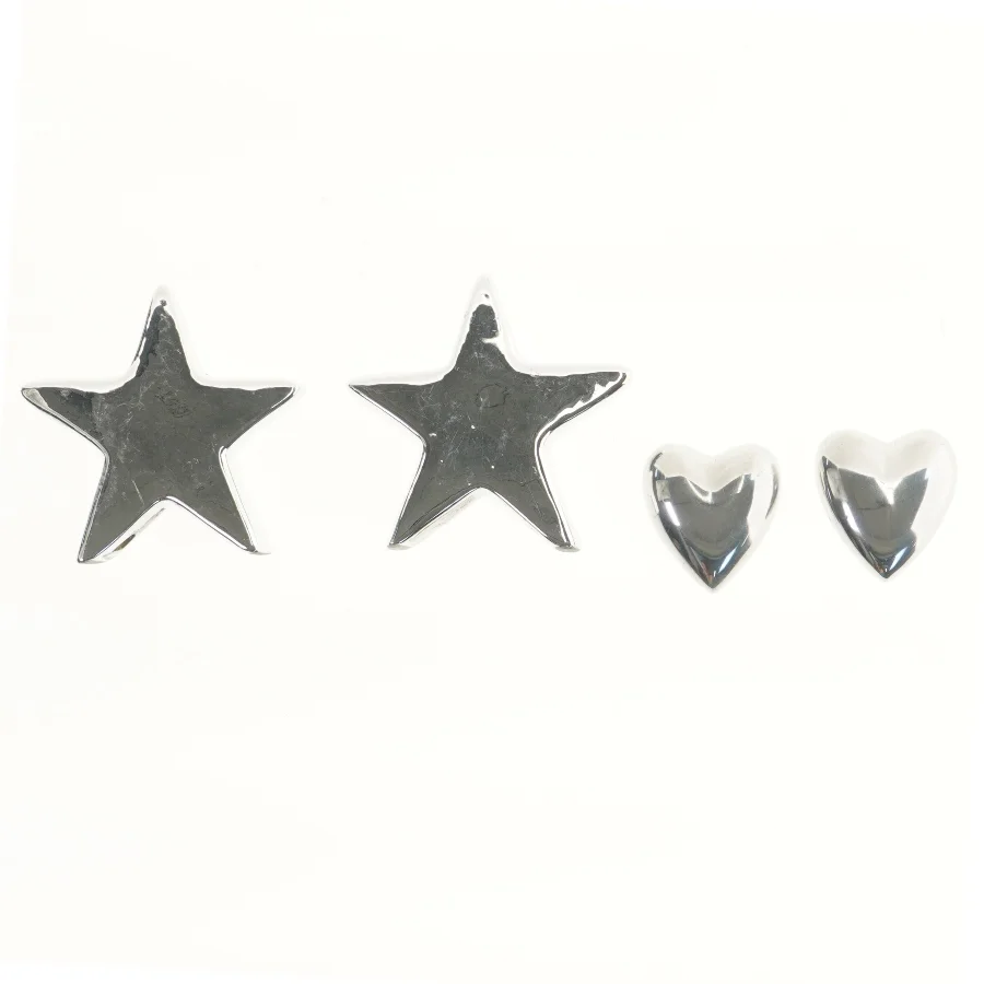 Dekorative metalstjerner og hjerter (str. 14 cm)