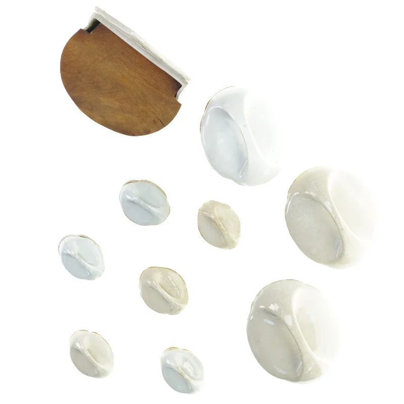 Antikke svenske krydderikrukker (str. 6 x 6 x 9 og 10 x 20 x 10)