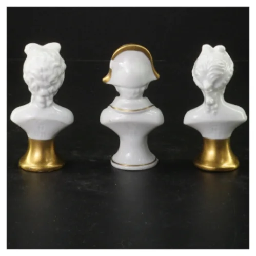 Buste porcelænsfigurer med guldbasis (str. 9,5 cm)