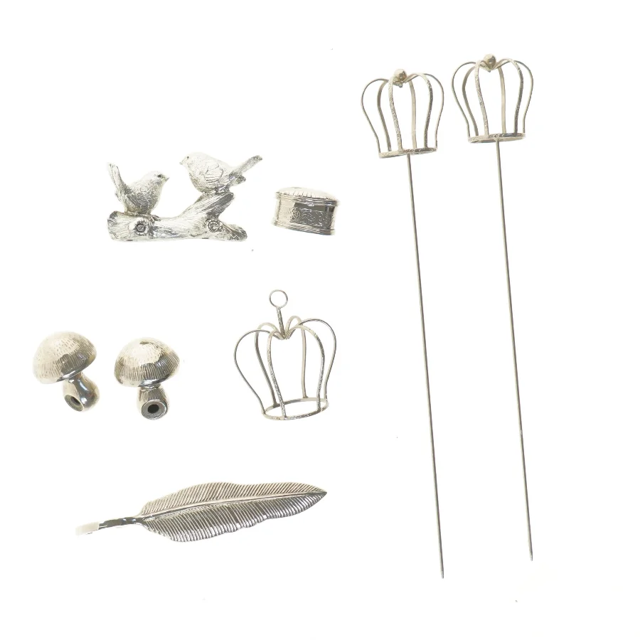 Dekorative metalobjekter (str. 36 cm)