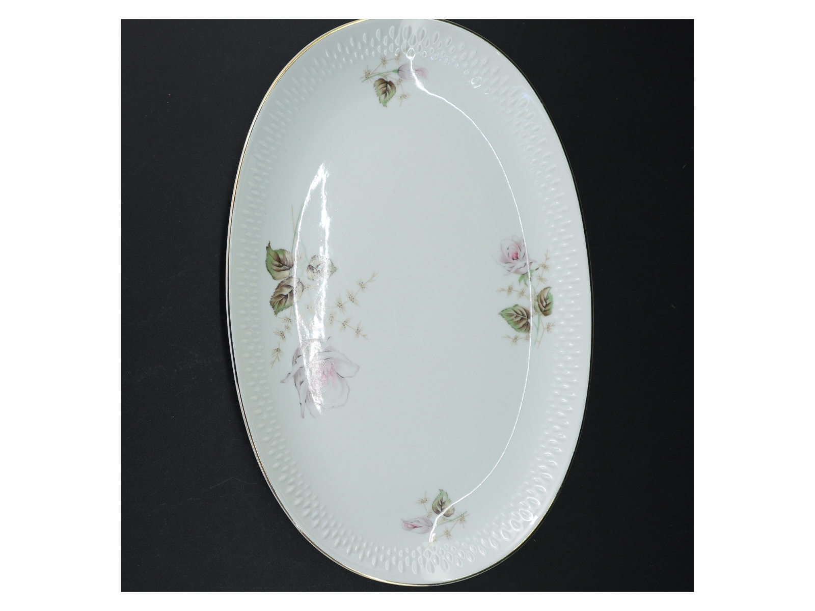 Ovalt fad med blomstermotiv fra Edelstein (str. 33 x 21 cm)