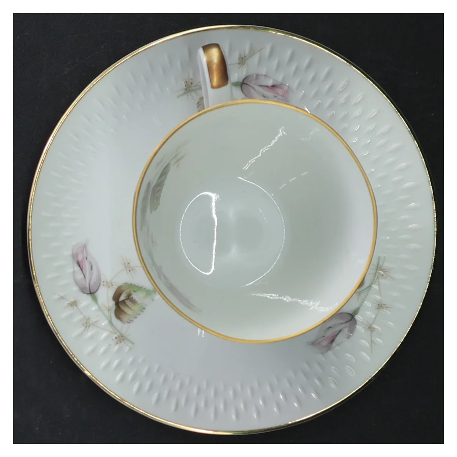 Porcelæn tekopper og underkopper fra Edelstein