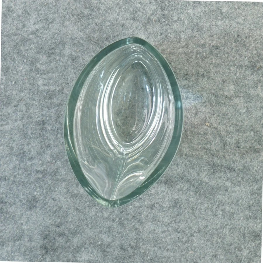 Vase (str. 30 x 11 x 7 cm)