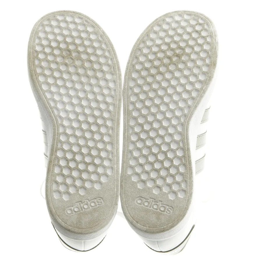 Adidas sneakers (str. 37 )