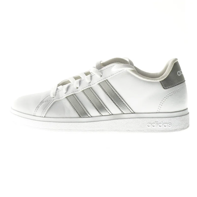 Adidas sneakers (str. 37 )