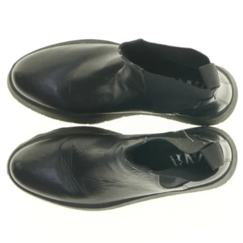 Sorte chelsea støvler fra Zara (str. 39)